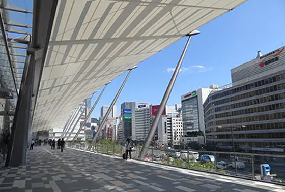 八重洲口の