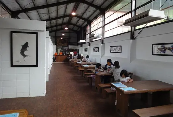 店内