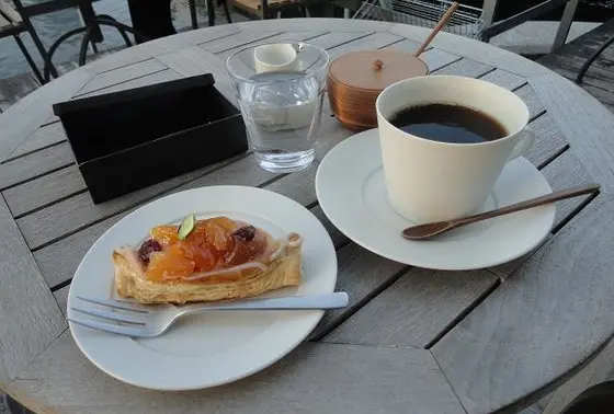 こだわりの珈琲とケーキが頂けます。