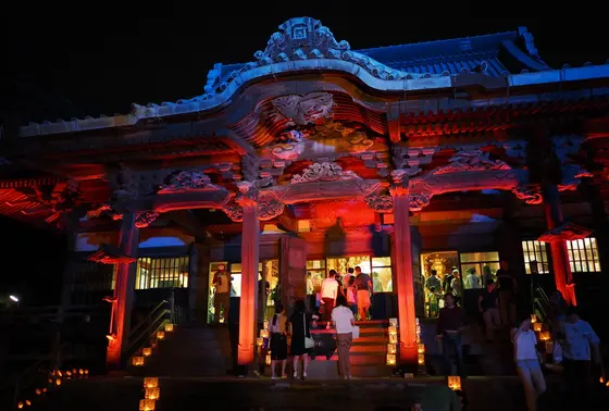 本堂だってライトアップ