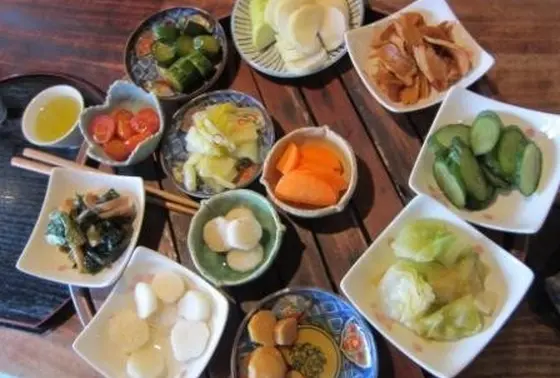 お漬物の試食