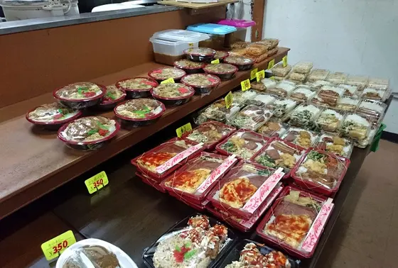 キッチン前のカウンター