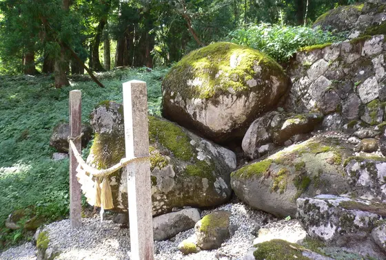 パワースポット磐座