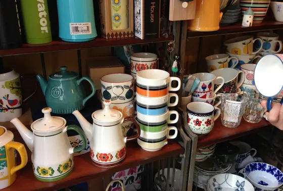 陶器がいっぱい！
