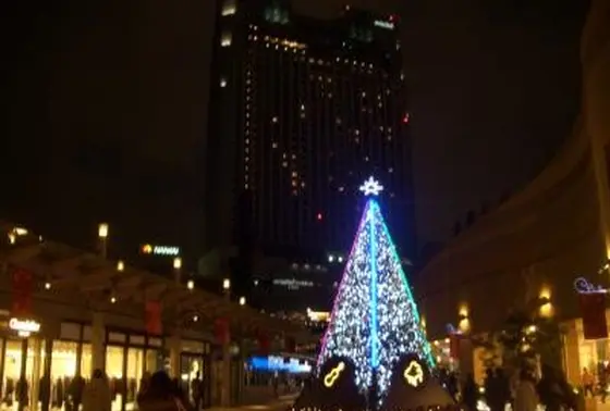 クリスマスツリーも登場！