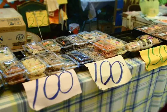 100円弁当屋