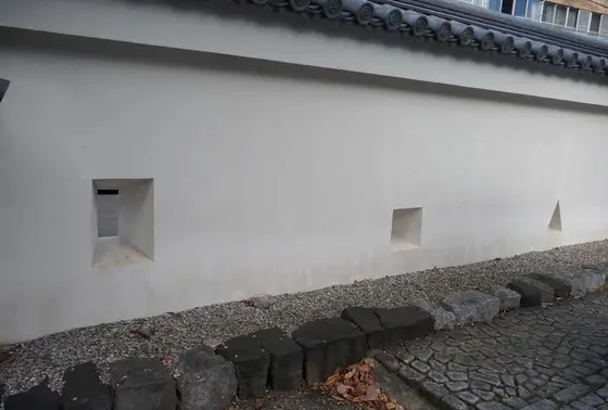 鉄砲狭間