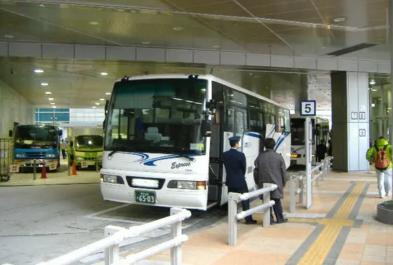 三宮バスターミナル