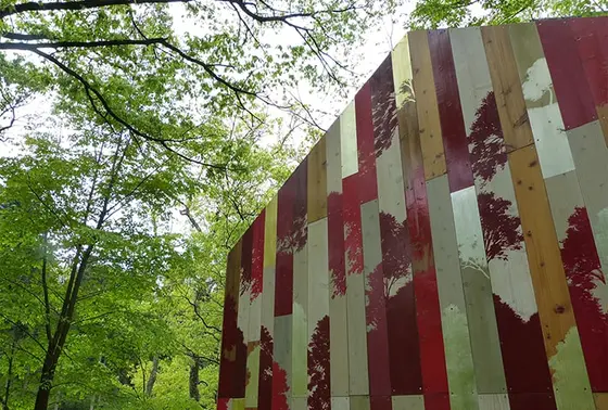 「森のアンリの小屋」