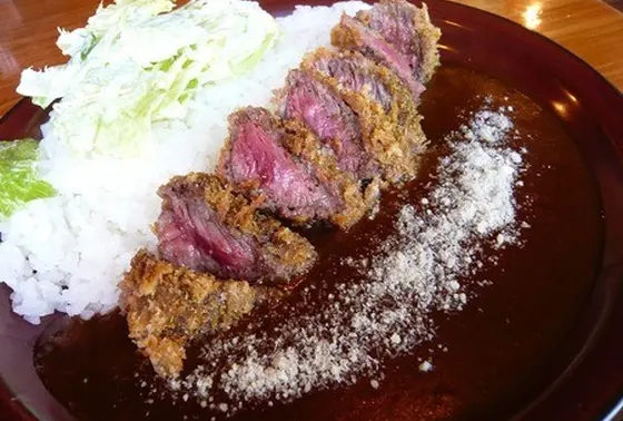ビーフカツカレー