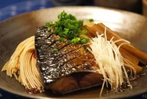 長浜名物・焼きさばそうめん