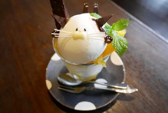 にゃんこパフェ