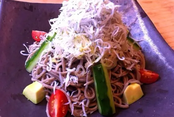 しらすの蕎麦