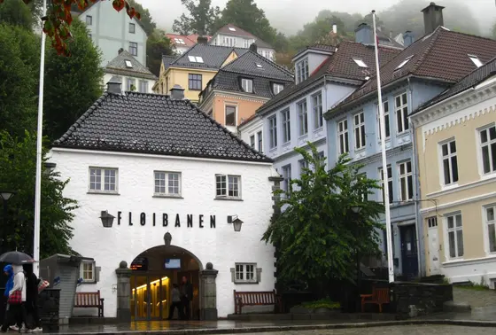 ロープウェー駅