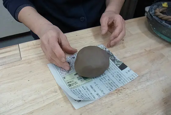手びねり