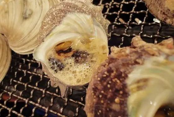 自分の席で続々と