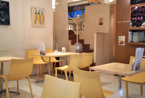 明るい店内は居心地もいい