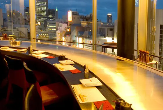 店内からの夜景も素敵