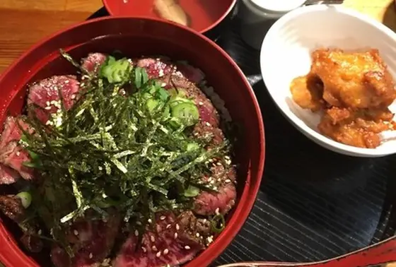 ローストビーフ丼