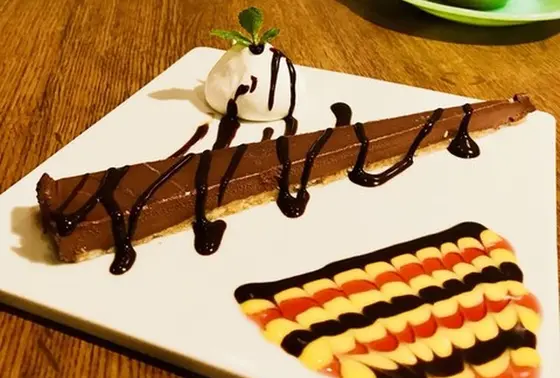 生チョコレートケーキ