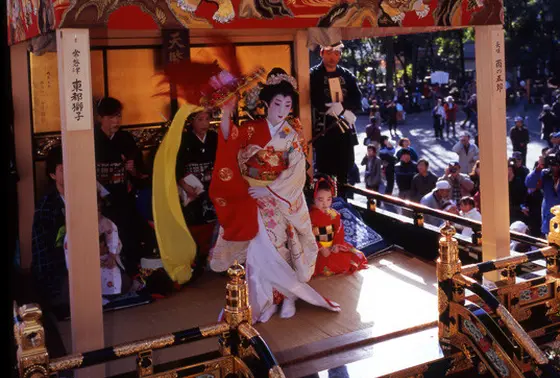踊り・芝居