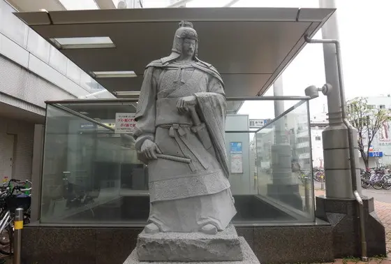 三国志等身大石像「周瑜」