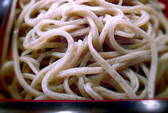 お蕎麦は文句なしに美味しい！
