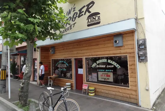 お店構えがもうすでにアメリカ〜ン