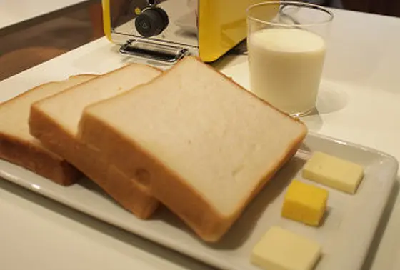必須：食べ比べ