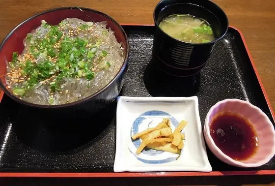 しらす丼