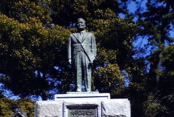 銅像