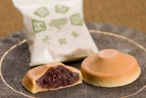 阿闍梨餅