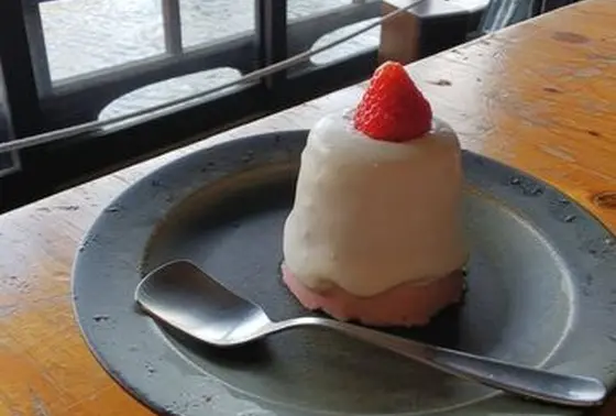 苺のババロア