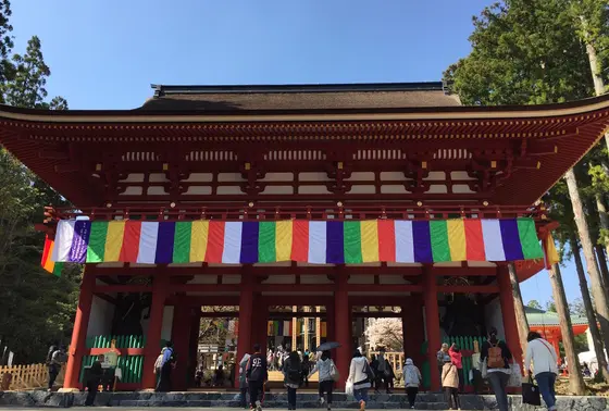 中門