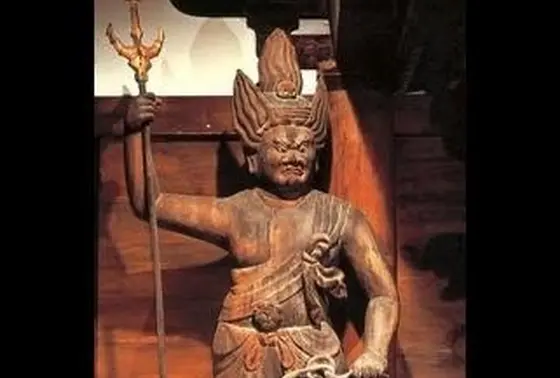 珍しい深紗大将立像