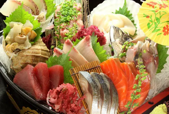 刺身盛り合わせ