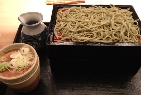 こいつを食いモンだと思っちゃいけねえよ！