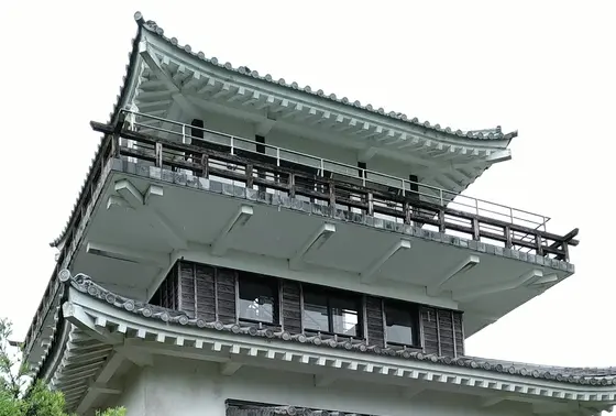 お城型の展望台