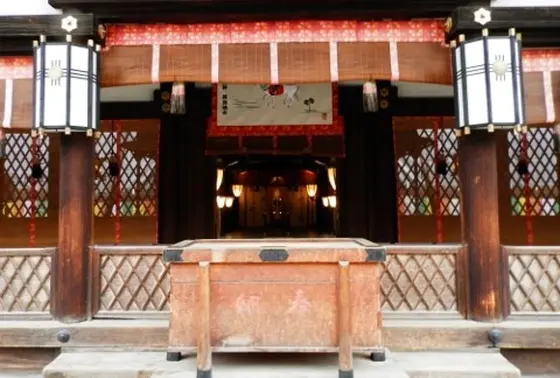 神様は「八咫烏」