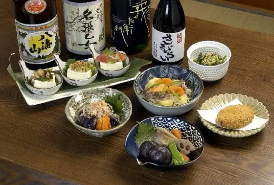 ツマミ系も充実