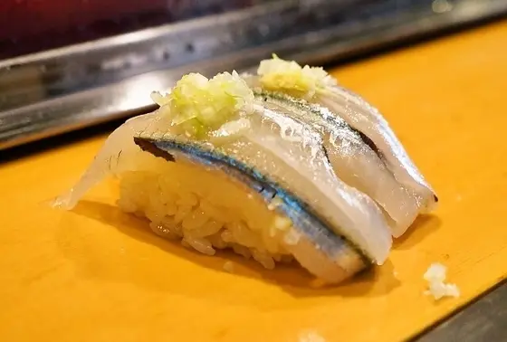 さよりのお寿司