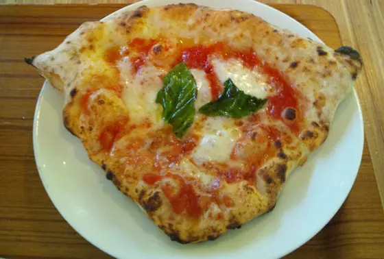 富良野のチーズを使ったピザがおすすめ！