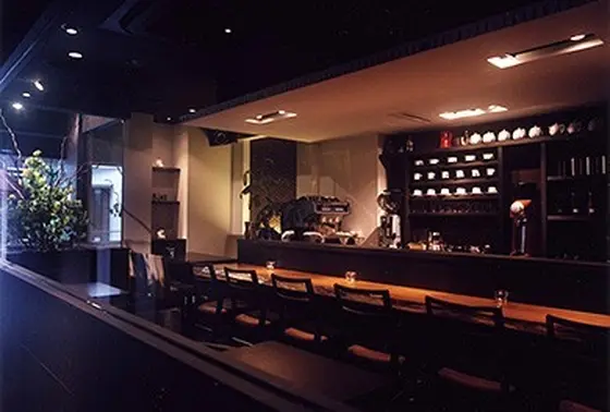 落ち着いた雰囲気の店内