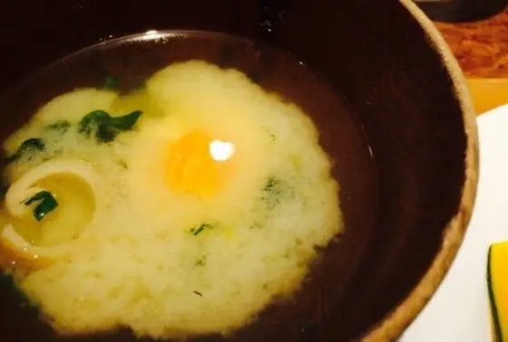 味噌汁の中には...？