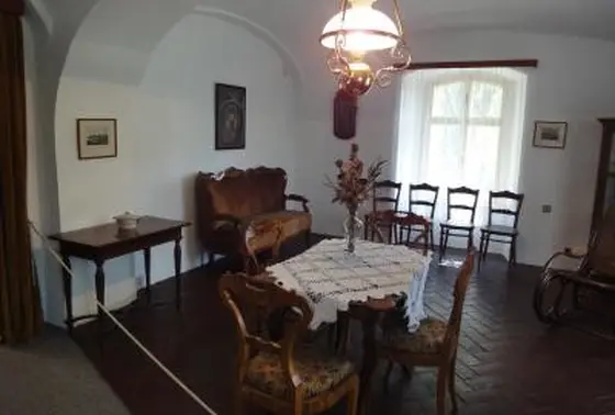 生家内は小さな博物館