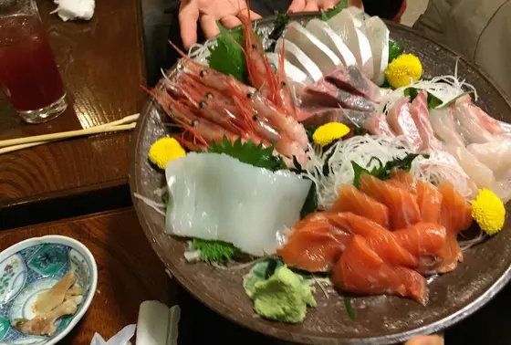 日本海の海の幸が詰まったお刺身