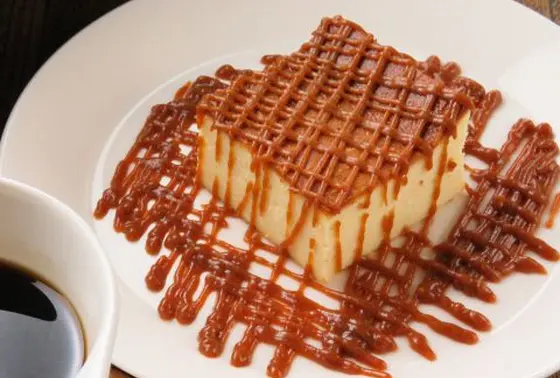 焦がしキャラメルの濃厚チーズケーキ