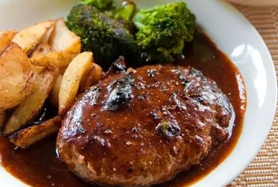 特製手作りハンバーグランチ