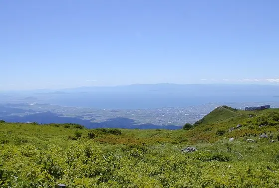琵琶湖が一望できる