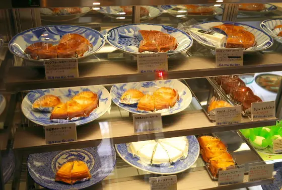 チーズケーキで有名なお店